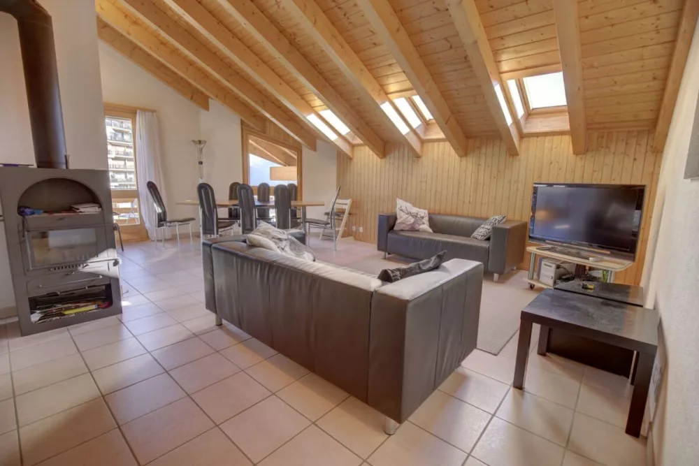 A bright duplex flat in the centre of Nendaz-Station!